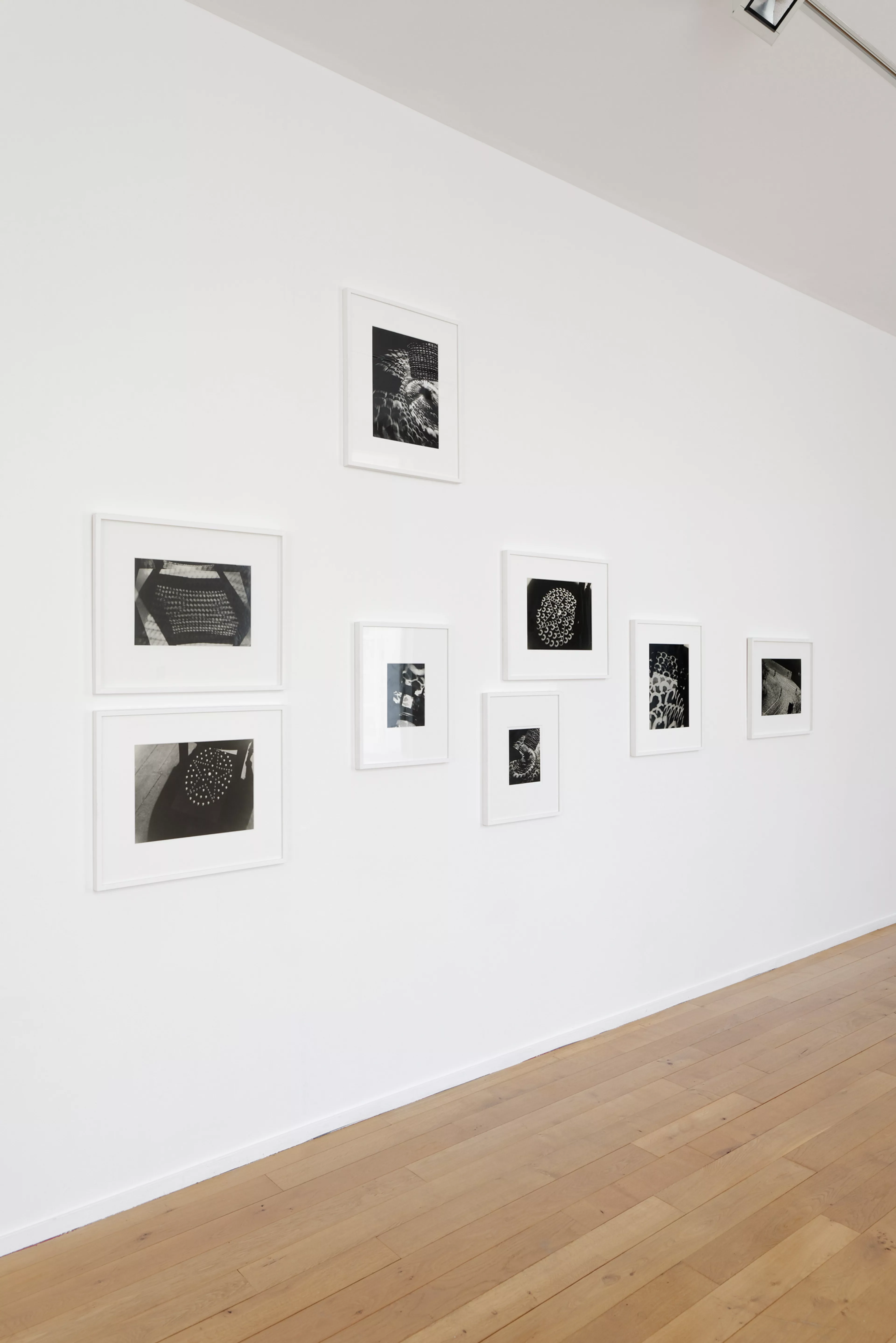 Vue de l'exposition Nous ne sommes pas des photographes