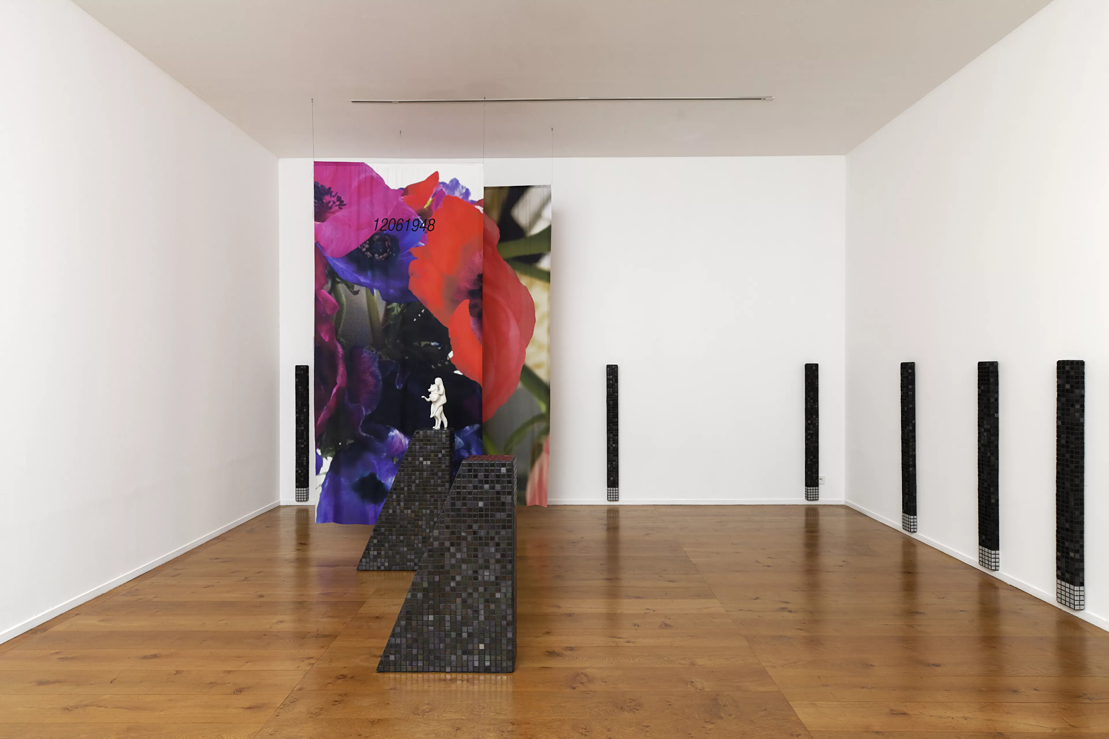 Vue de l'exposition Le sentiment, la pensée, l'intuition