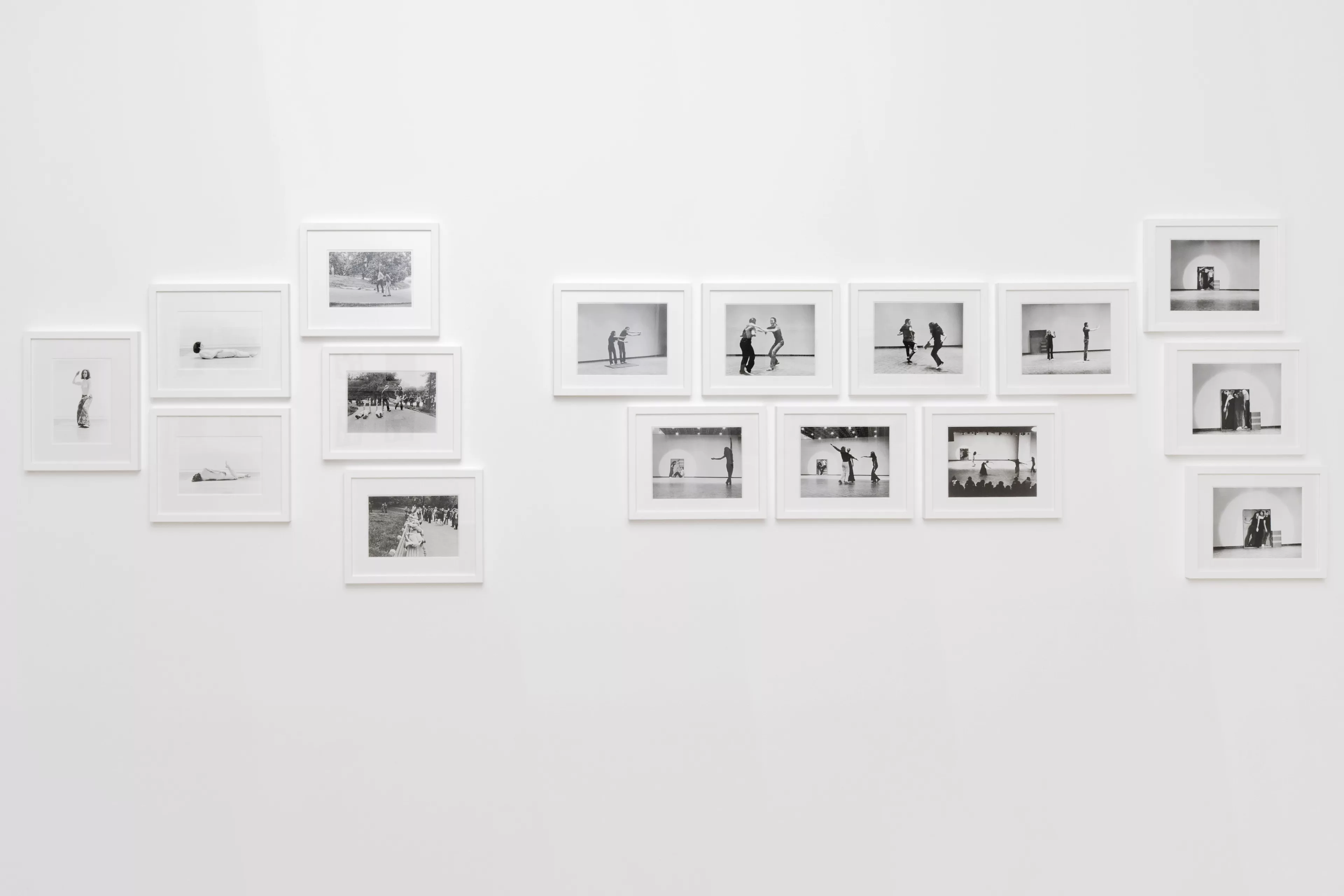 Vue de l'exposition Spaces to see